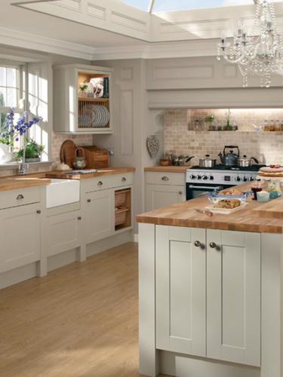 howdens kitchen cabinet doors only a shaker design in a popular neutral this 18mm thick howdens kitchen cabinet doors only a shaker design in a popular neutral this 18mm thick