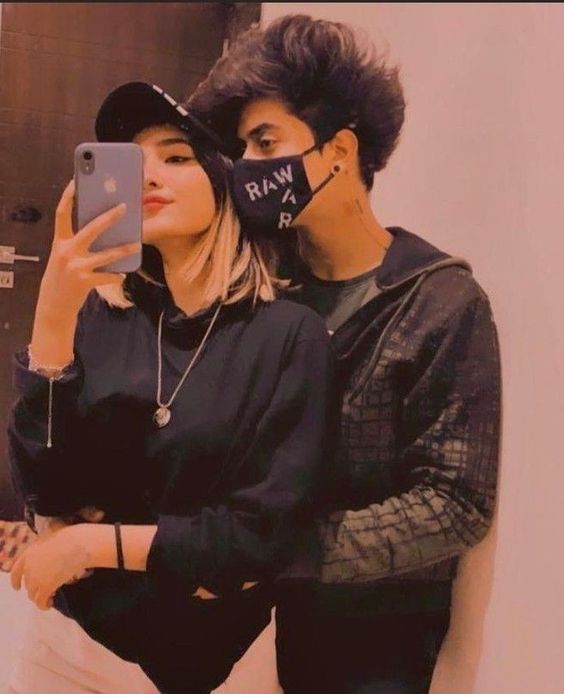 Pɪɴ/🅞︎ʟ⃪ιvιᴀ⃐...❤️™