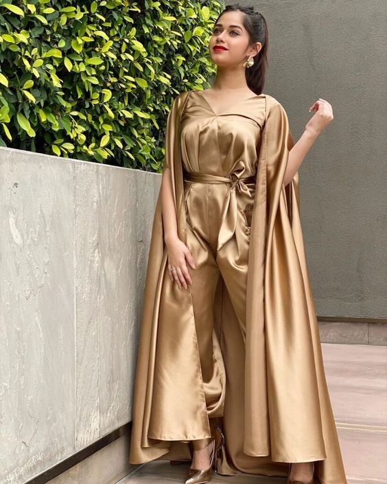 Jannat Zubair’s stunning looks to kill at the party | IWMBuzz