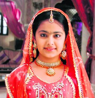 FOTO FOTO PEMERAN SERIAL INDIA TURKI & SINETRON INDONESIA: Foto/Gambar Avika Gor Pemeran Anandhi di Serial Anandhi ANTV