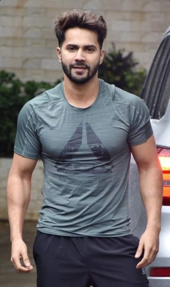 Bollywood Actor Varun Dhawan Lifestyle 2021 | Varun Dhawan Wedding Natasha Dalal,BioGraphy,NetWorth,