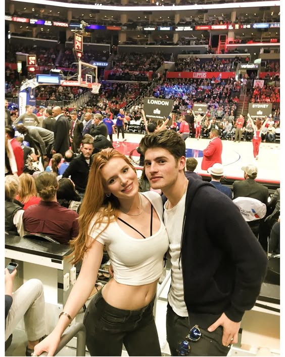 28 Times Gregg Sulkin and Bella Thorne Had the Cutest Couple Photos Ever