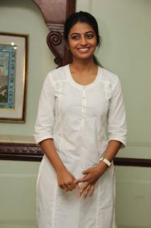 Actress Anandhi In Kayal Movie Team Interview Photos With High Quality In No Watermark