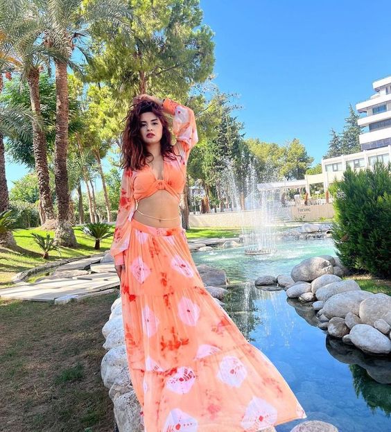 Avneet Kaur hot avatar in the latest photos