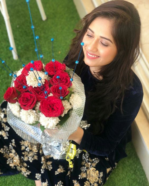 jannat-zubair-s**y-dress-pohoto