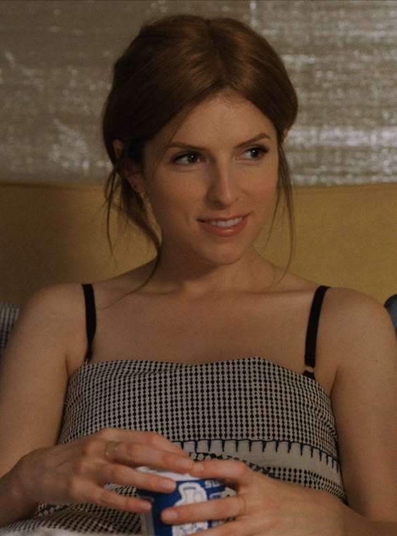 Your Guide To Every Major Person In Anna Kendrick\'s \'Love Life\'
