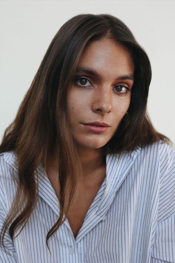 Caitlin Stasey Bio, Age, Height, Career, Relationships, Net Worth, Social Media Presence