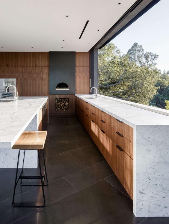 Wood, black handles, pattern stone