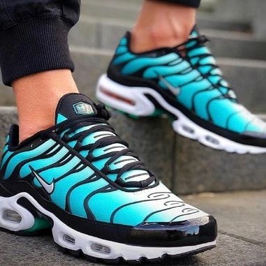 Nike TN •Tag a freind who will love this sneakers •Follow ... Nike TN •Tag a freind who will love this sneakers •Follow ...