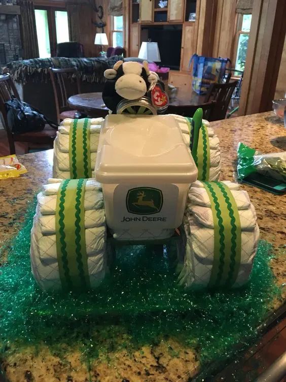 25 DIY Diaper Cake Ideas that Make a Great Baby Shower Gift