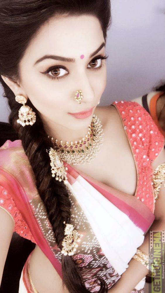 Eshanya Maheshwari (10) Actress Eshanya Maheshwari Beautiful Photos Tag : Eshanya Maheshwari Peigal Jaakkirathai Heroin Tamil Actress South Indian Cute Hot Pic With Guy Night Photos Swimming Pool Pictures Crazy Stills Hot Night Show Back Side Pics Red Hot HD Selfie Images Modern Photo Shoot Hot And Spicy Images Club Photos.