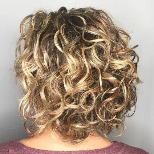 In Diesem Artikel Finden Sie Viele Coole Bilder Und Ideen Dafur Hair Coole Bob Bobfrisur Medium Curly Hair Styles Short Curly Haircuts Curly Hair Styles