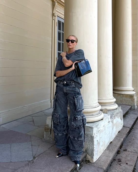 cargo pants outfit Baggy Denim Cargo pants with Grey T-Shirt