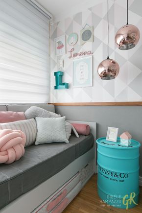 Coisas da Doris no quarto da Lorena, conheça esse ambiente projetado pelo Studio Melo Arquitetura, um ambiente digno do Pinterest!