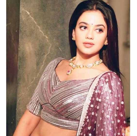 shruti-sharma-s**y