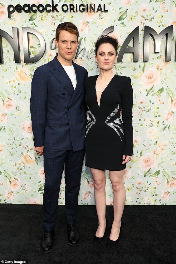 Anna Paquin glows in a black dress with silver sequins at A Friend Of The Family premiere | Daily Mail Online