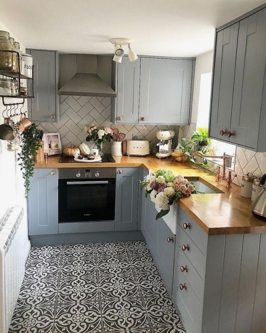 10 Clever Ideas For Small Kitchen Decoration Best Diy Lists Small Apartment Kitchen Kitchen Remodel Small Kitchen Inspirations