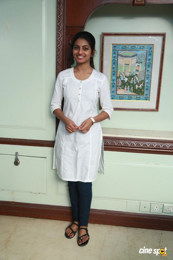 Anandhi at Kayal Movie Team Interview (1)