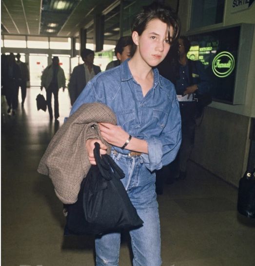 Charlotte Gainsbourg おしゃれまとめの人気アイデア Pinterest Yu Bianca シャルロットゲンズブール ゲンズブール ファッション Charlotte Gainsbourg おしゃれまとめの人気アイデア Pinterest Yu Bianca シャルロットゲンズブール ゲンズブール ファッション