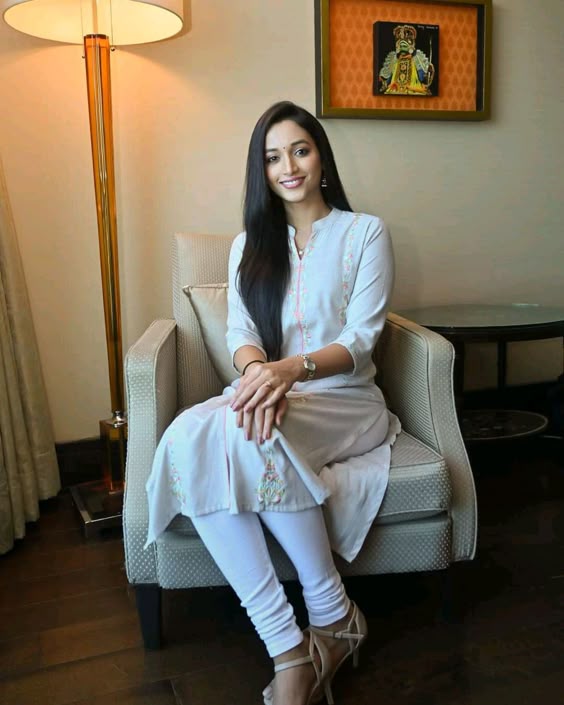Srinidhi Shetty 😍❤️ kgf 2 ❤️