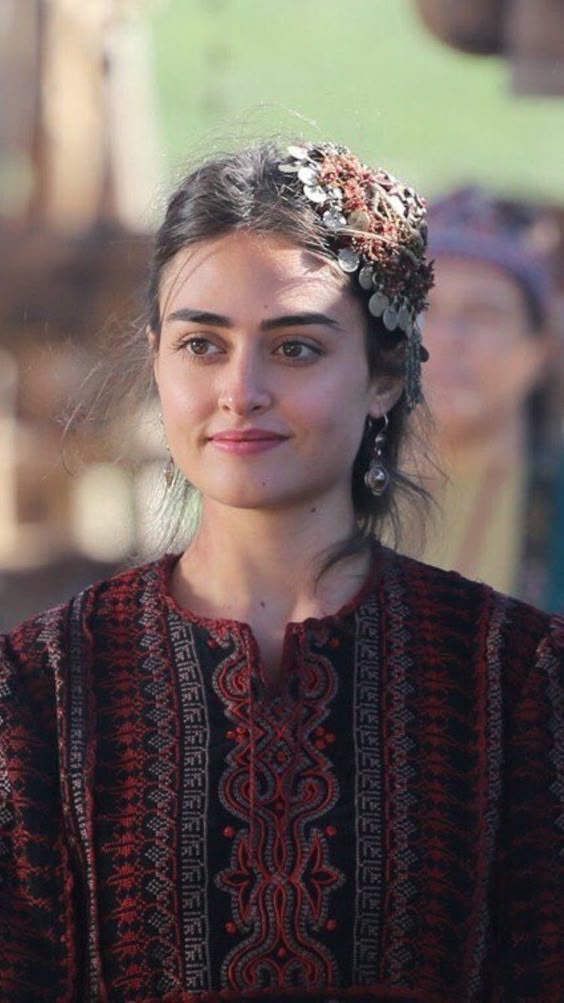 halime hatun real name halime sultan instagram yigit sultan halime sultan ertugrul actress esra bilgic ertugrul ertugrul wives halime sultan brother yigit hayme hatun ertuğrul esra bilgiç saru batu savcı bey söğüt suleyman shah halime sultan death scene halime sultan actress age handan sultan ertugrul wives halime sultan instagram mustafa i esra bilgiç instagram halime sultan parents halime sultan dress halime sultan hd images halime sultan quotes, english esra bilgiç age esra bilgic height and weight Esra bilgic