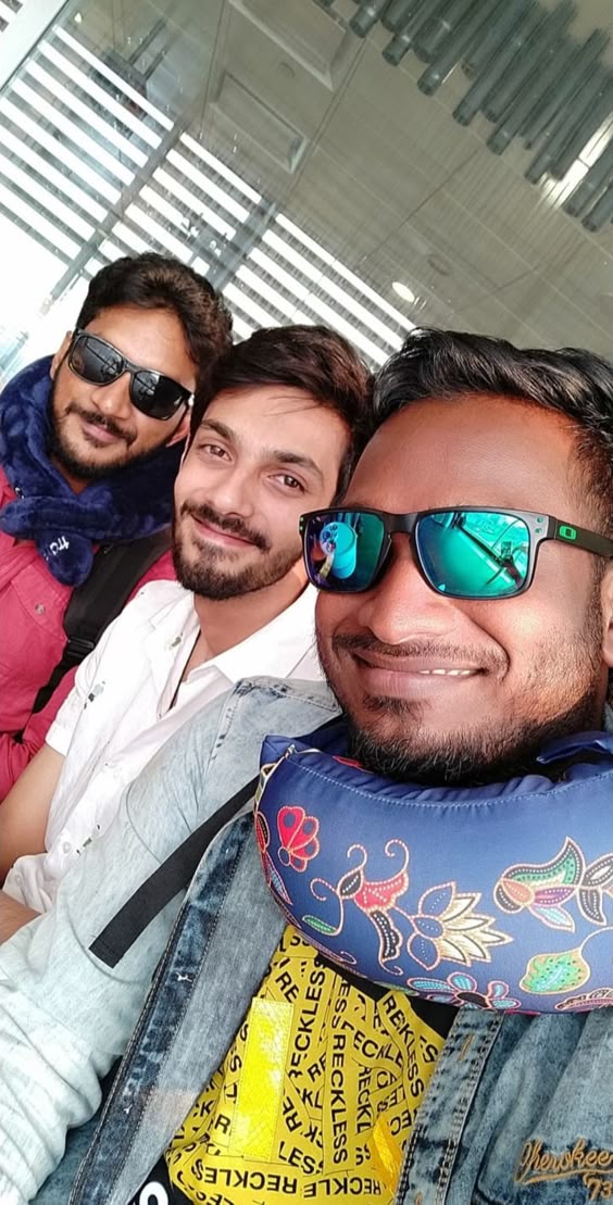 anirudh--ravichandar