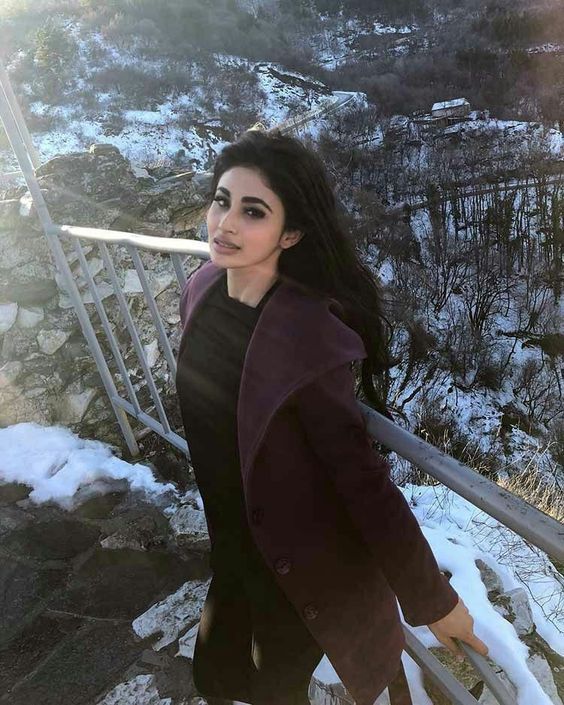 Mouni roy