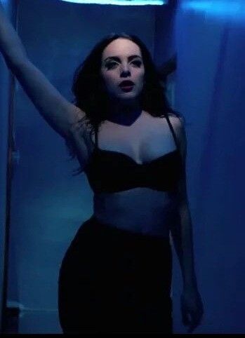 Elizabeth Egan Gillies was born July 26, 1993 and is a 5\' 7" American actress and singer. She began her career in commercials. Her first television appearance was in The Black Donnellys (2007). From 2010 to 2013, she played Jade West in the Nickelodeon television series Victorious. She had a main role in the FX rock \'n\' roll comedy series Sex & Drugs & Rock & Roll (2015–2016). Since 2017, she has starred as Fallon Carrington in The CW television series Dynasty
