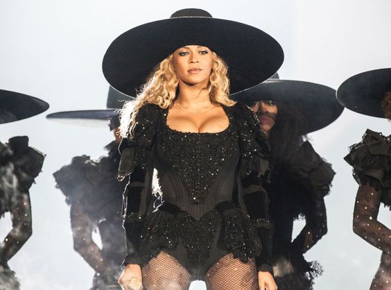 Photos from The Big Picture: Today\'s Hot Photos - E! Online