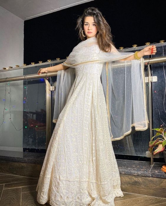 avneet-kaur-s**y