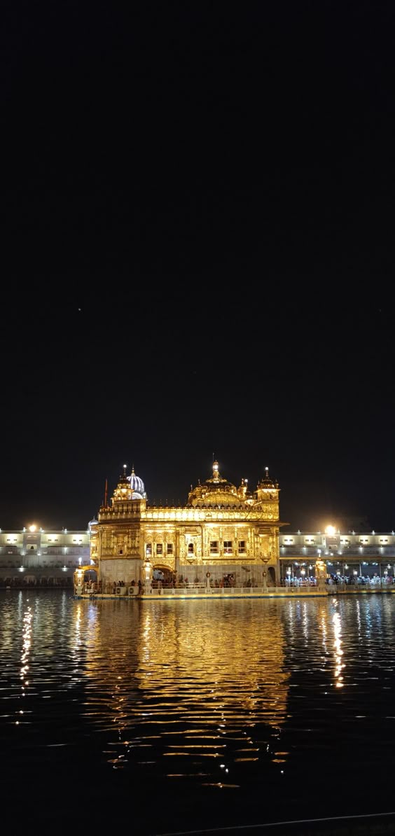 Golden temple during the night!