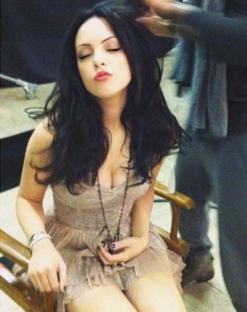 elizabeth-gillies