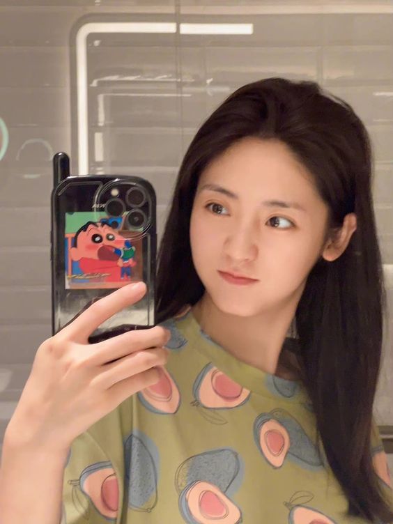 Xing Fei sends Dragon Boat Festival greetings | China Entertainment News
