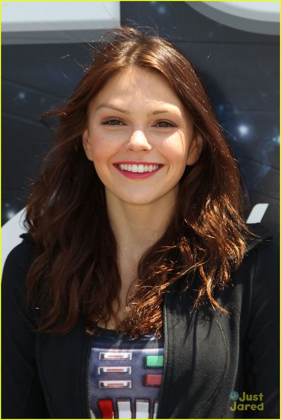 Aimee Teegarden & Danielle Panabaker: Course of The Force Lightsaber Relay 2013 | aimee teegarden danielle panabaker force relay 27 - Photo