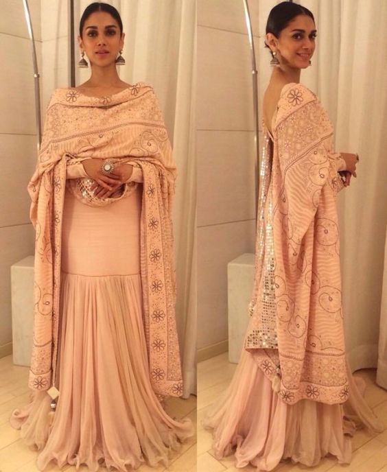 Gorgeous Looks from Aditi Rao Hydari For Some Serious Mehendi Inspiration!