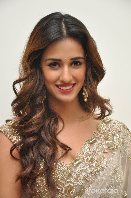 New disha patani haircut Quotes, Status, Photo, Video | Nojoto