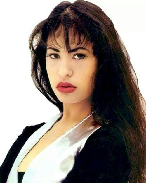 La Reina Selena On Instagram I Really Need To Have An Aesthetic With This Account Lol Selena Selenaqu Selena Quintanilla Selena Selena Quintanilla Perez