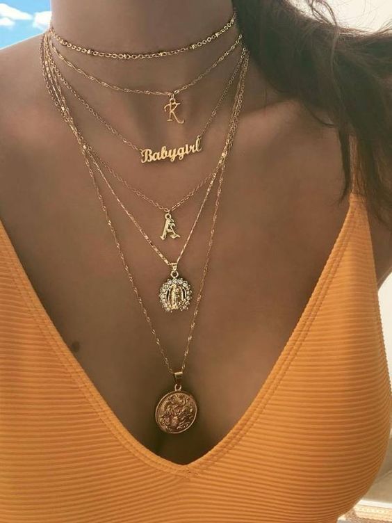 16-20 Mireval Sterling Silver Enamel Sand Dollar Charm on a Sterling Silver Chain Necklace