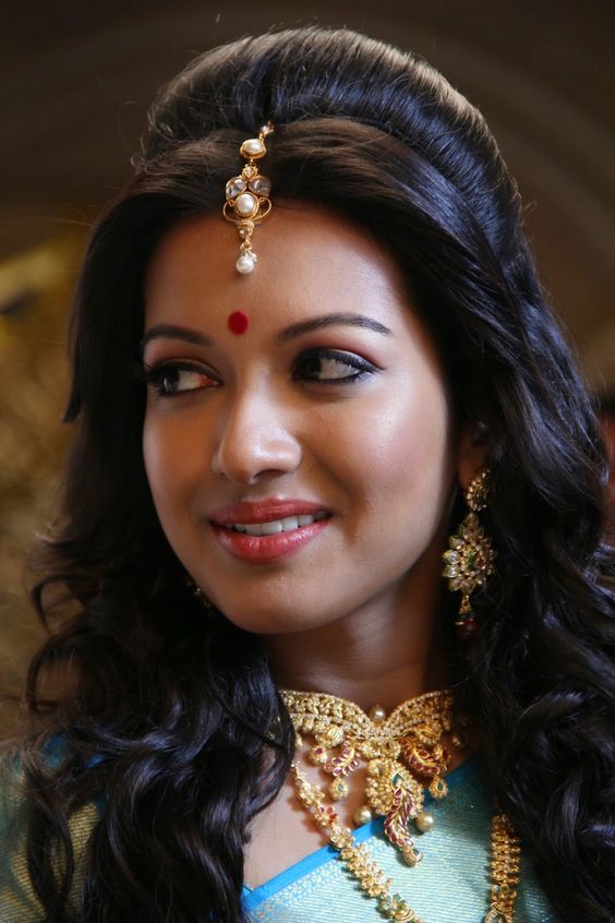 Catherine Tresa ,South India Shopping Mall ,Catherine Tresa ads, Catherine Tresa new stills, Catherine Tresa Hot