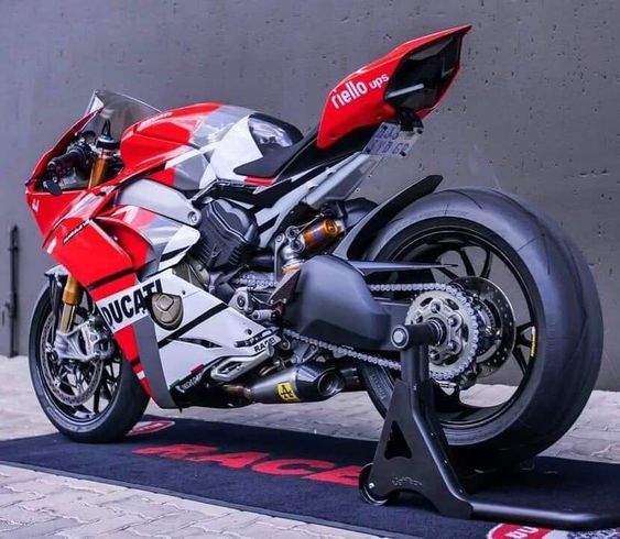 ducati-panigale-v2
