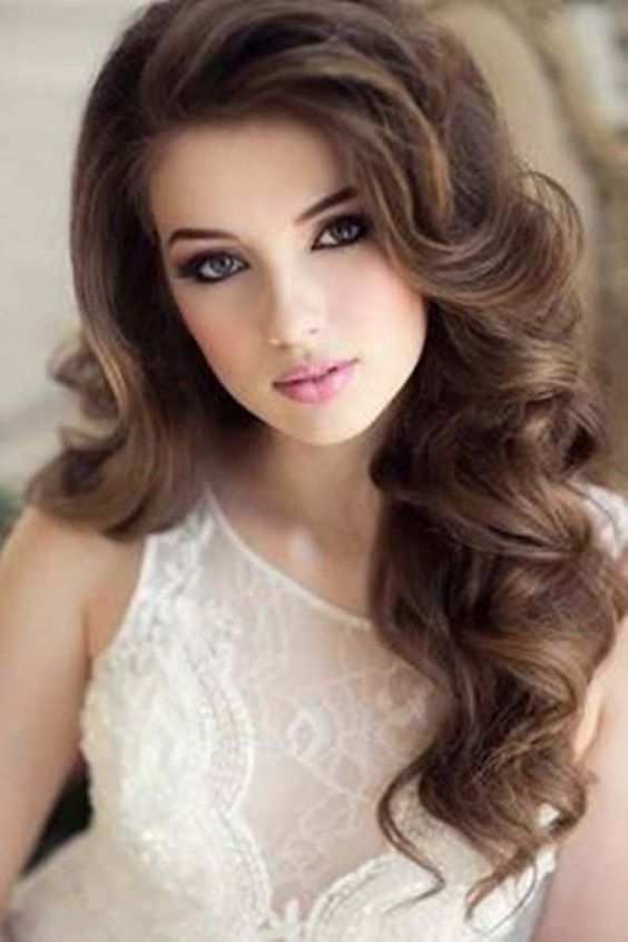 53 Quinceanera Hairstyles For Your Special Day - Style Easily