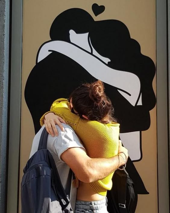 Virat Kohli Shares An Adorable Pic Kissing His \'One And Only\' Anushka Sharma And It\'s Going Viral!