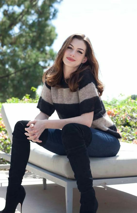 Anne Hathaway Lover: Photo