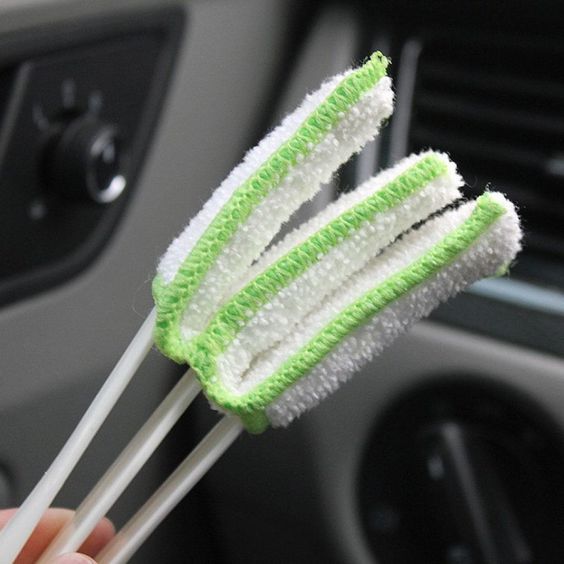 Dust it up And clean it up Over time, the air vents in your car can accumulate dust and grime. Give a quick sweep with our handy Car A/C Vent Brush. Stay clean Stay fresh Particle-free air The last thing you want on a hot day is dust blowing along with the air from your car’s A/C. Our duster helps keep your vent blades spot-free. Double-edged performance Choose from soft hair bristles or a microfiber-towel end; the double tools on this A/C tool help tackle every nook and crevice. Ergonomic hold