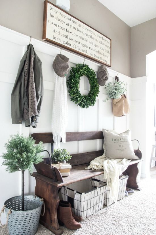 11 Gorgeous DIY Farmhouse Signs