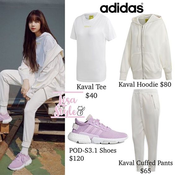 Many asked me for the necklace and..👀💕_____#BLACKPINK #블랙핑크 #LISA #리사 #LISAstyle #패션 #KANTIQUE14