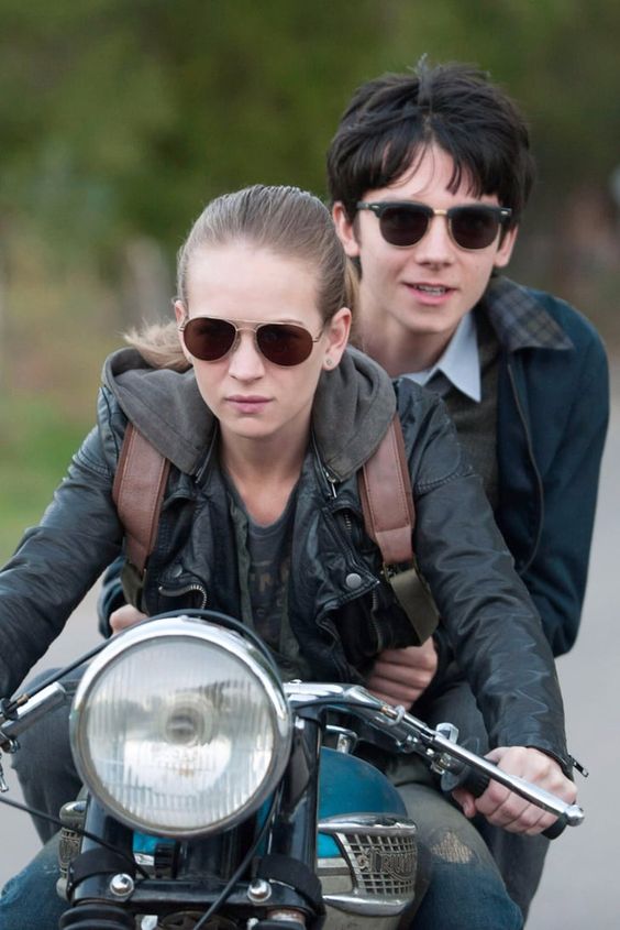 Britt Robertson LOVES Dr. Phil, and More Tidbits From The Space Between Us Set