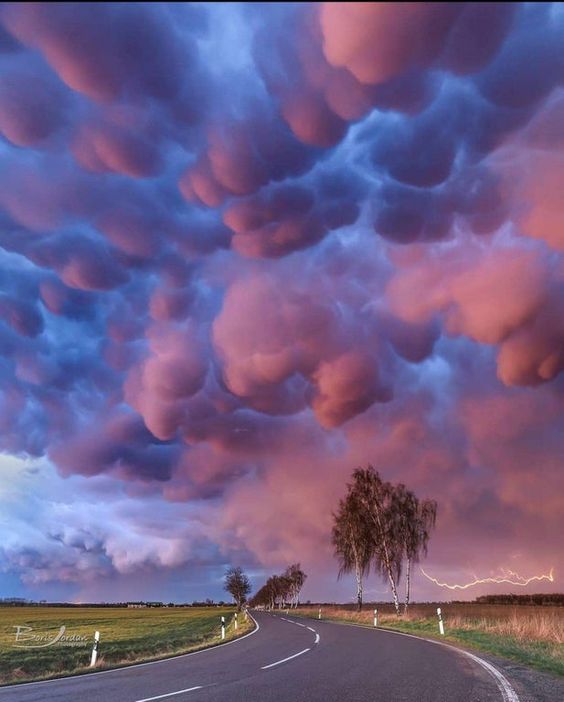 Mammatus clouds over Germany. #sky #skies #nature #photography