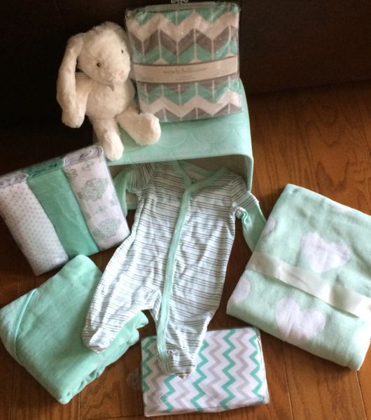 Baby Gift Basket Five Brown Monkies Custom Baby Gift Baskets Gender Neutral Baby Gifts Neutral Baby Gifts Baby Baskets