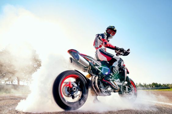 The New 2020 Ducati Hypermotard 950 RVE - ResCogs
